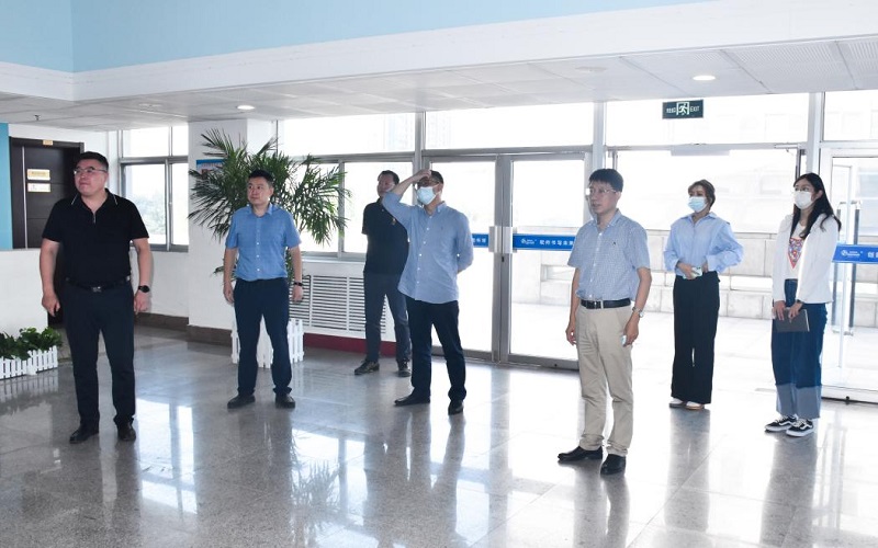 山東省新型智慧城市發(fā)展促進(jìn)會專家蒞臨環(huán)球軟件實(shí)地調(diào)研圖一